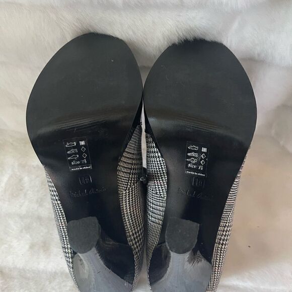 Michael Antonio Black,White &Red plaid fabric lace up boots, black trim SZ7.5 - Picture 4 of 12